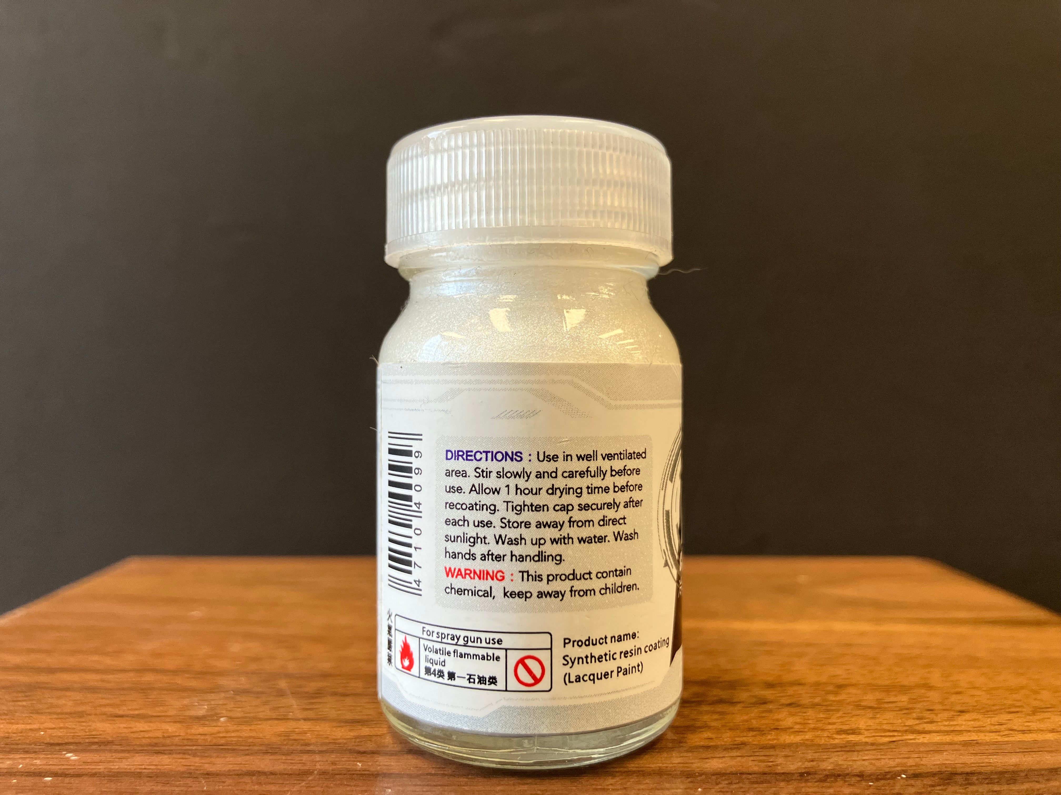 Crystal Color: Crystal White [Cold] 冷白珍珠色 CR-09 (20 ml)