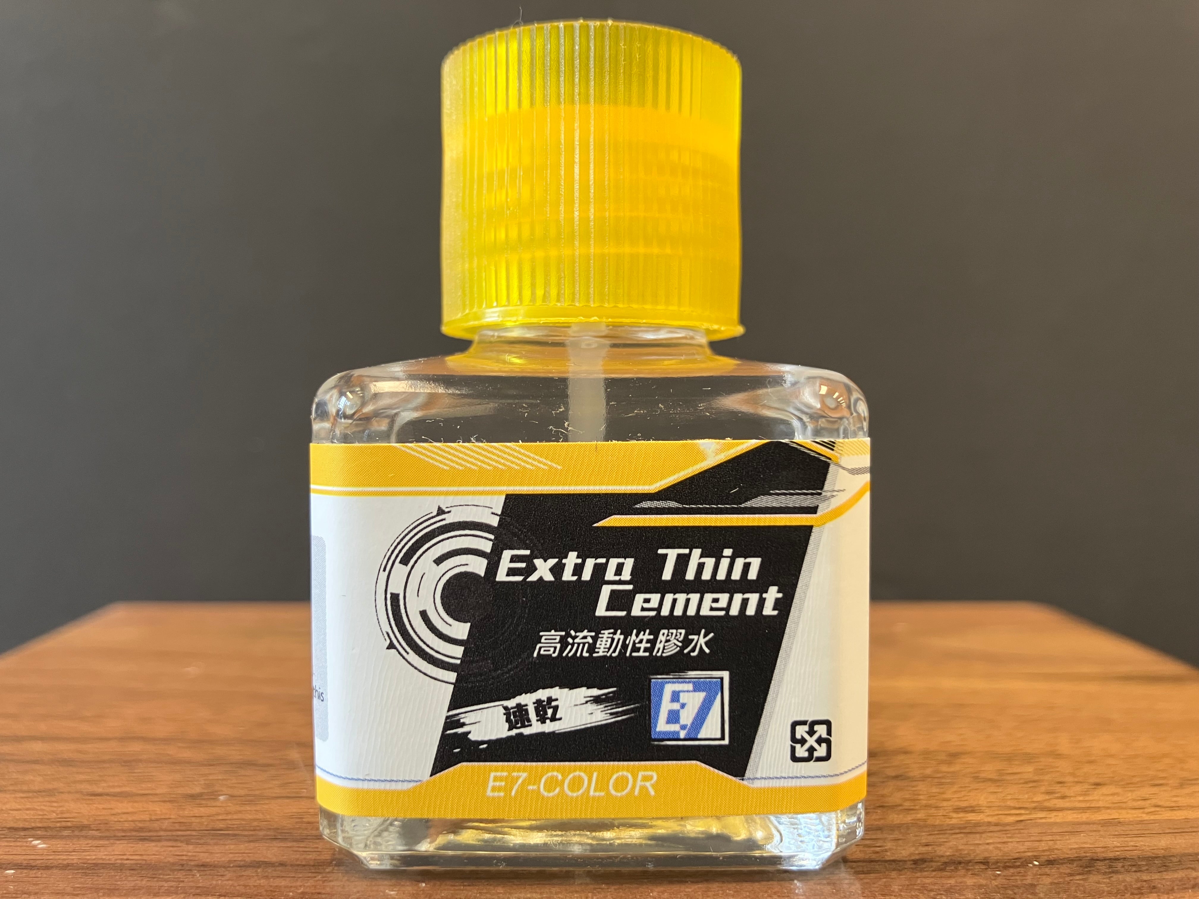 Extra Thin Cement 高流動性膠水 (速乾) Type ETC [黃蓋]