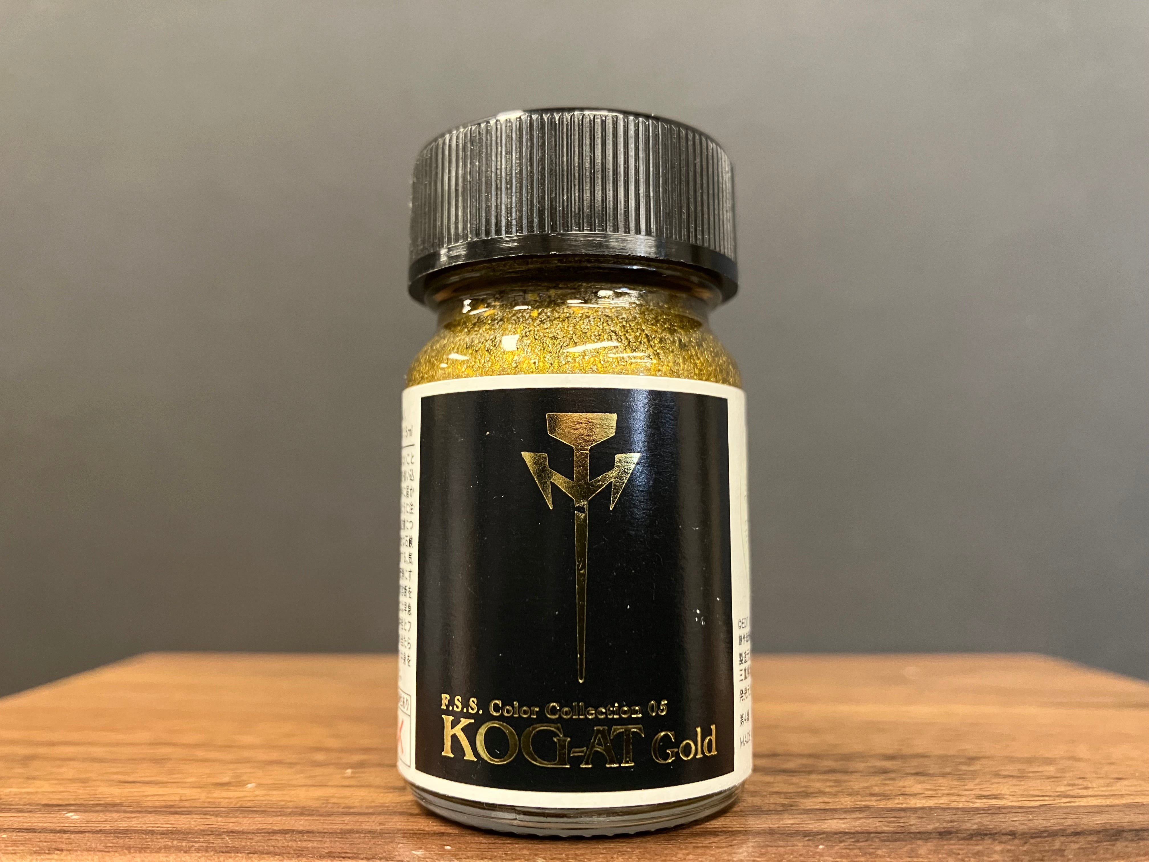 No. 05 KOG-AT Gold [油性塗料 - KOG-AT 金色] (KOG-AT ゴールド) 15 ml