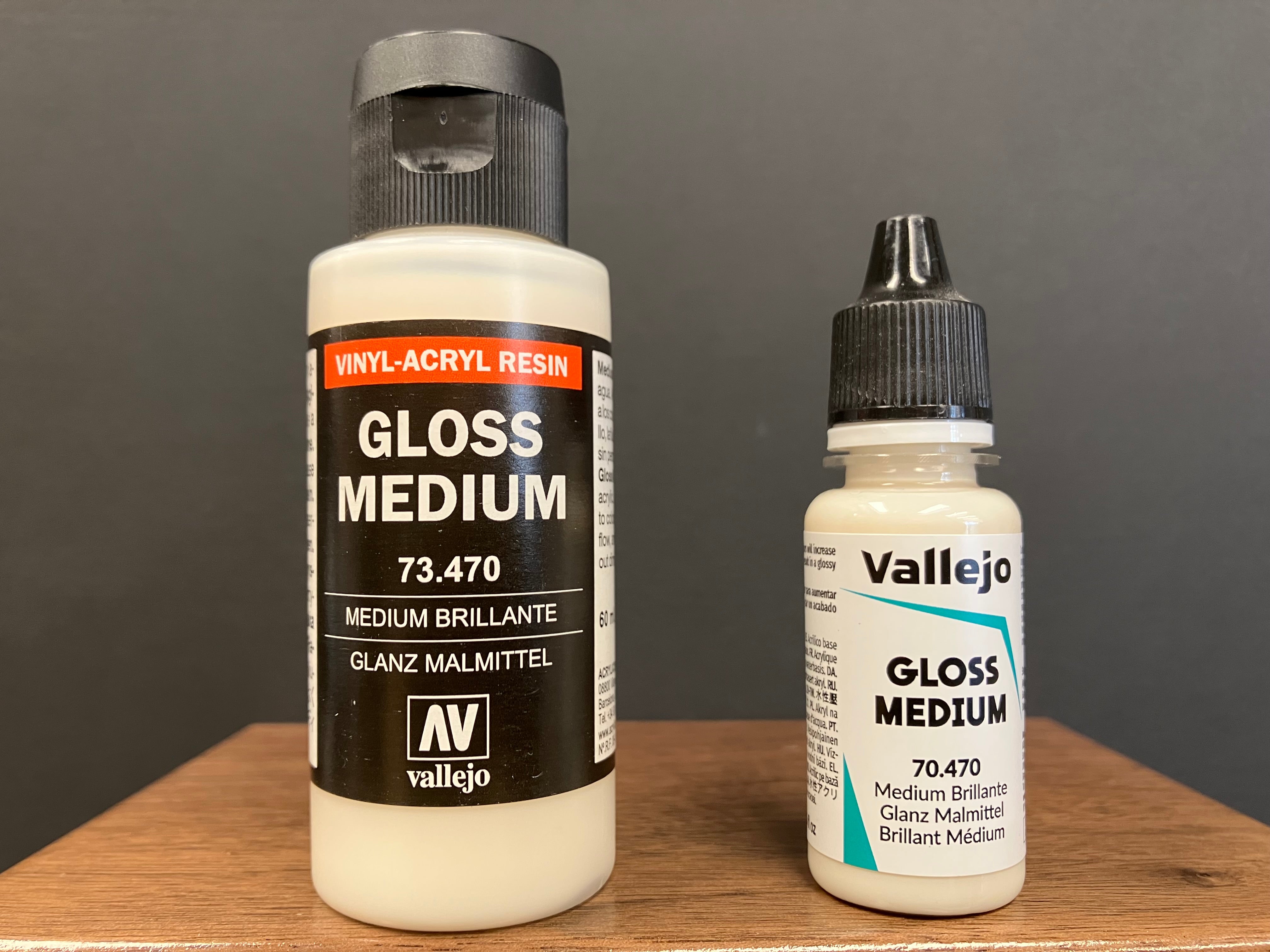 Auxiliary Products: Gloss Medium [筆塗亮光澤添加劑]