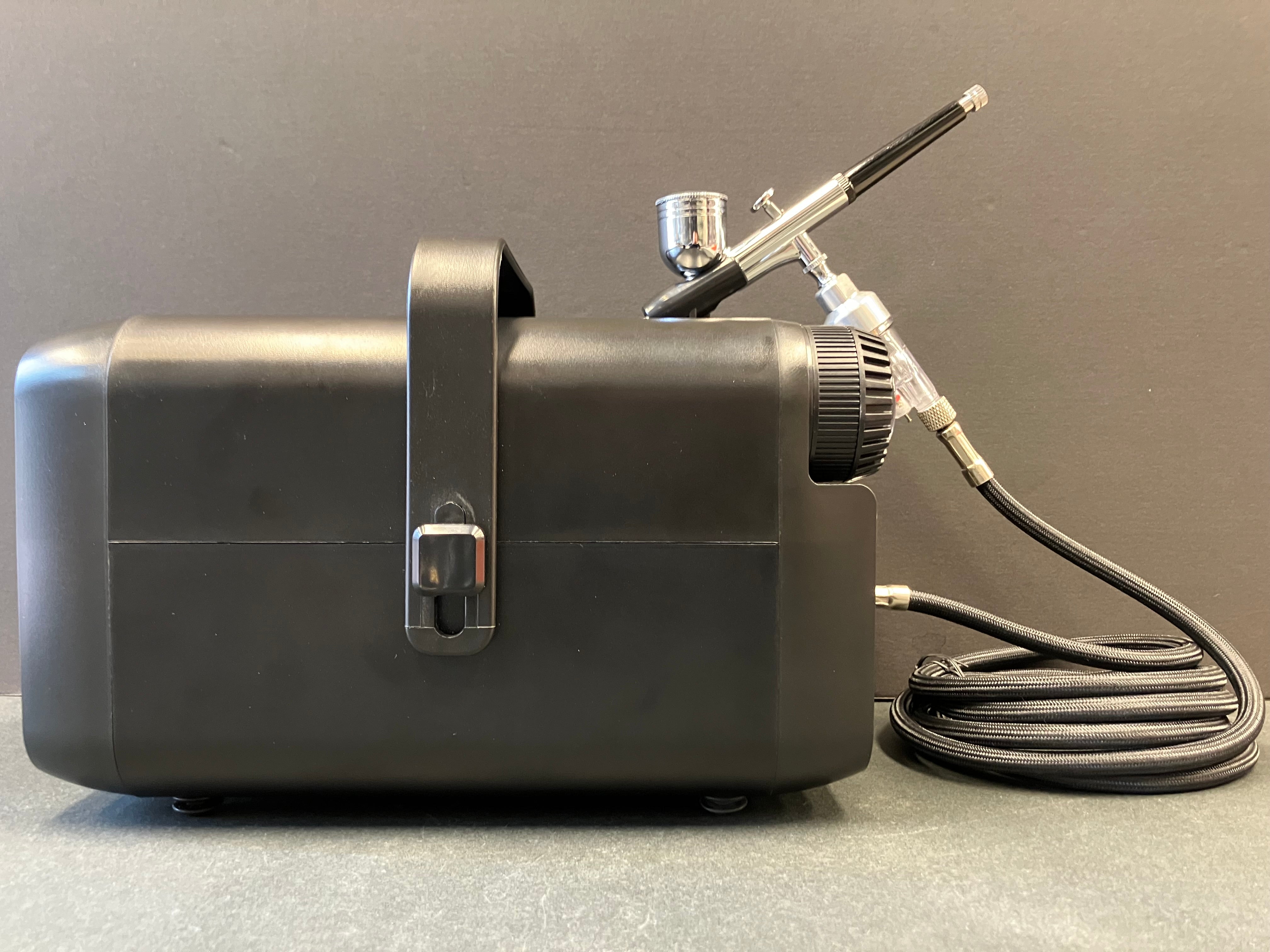 Compact Compressor with 0.3 mm Dual Action Airbrush Signature Black Version HS-679K