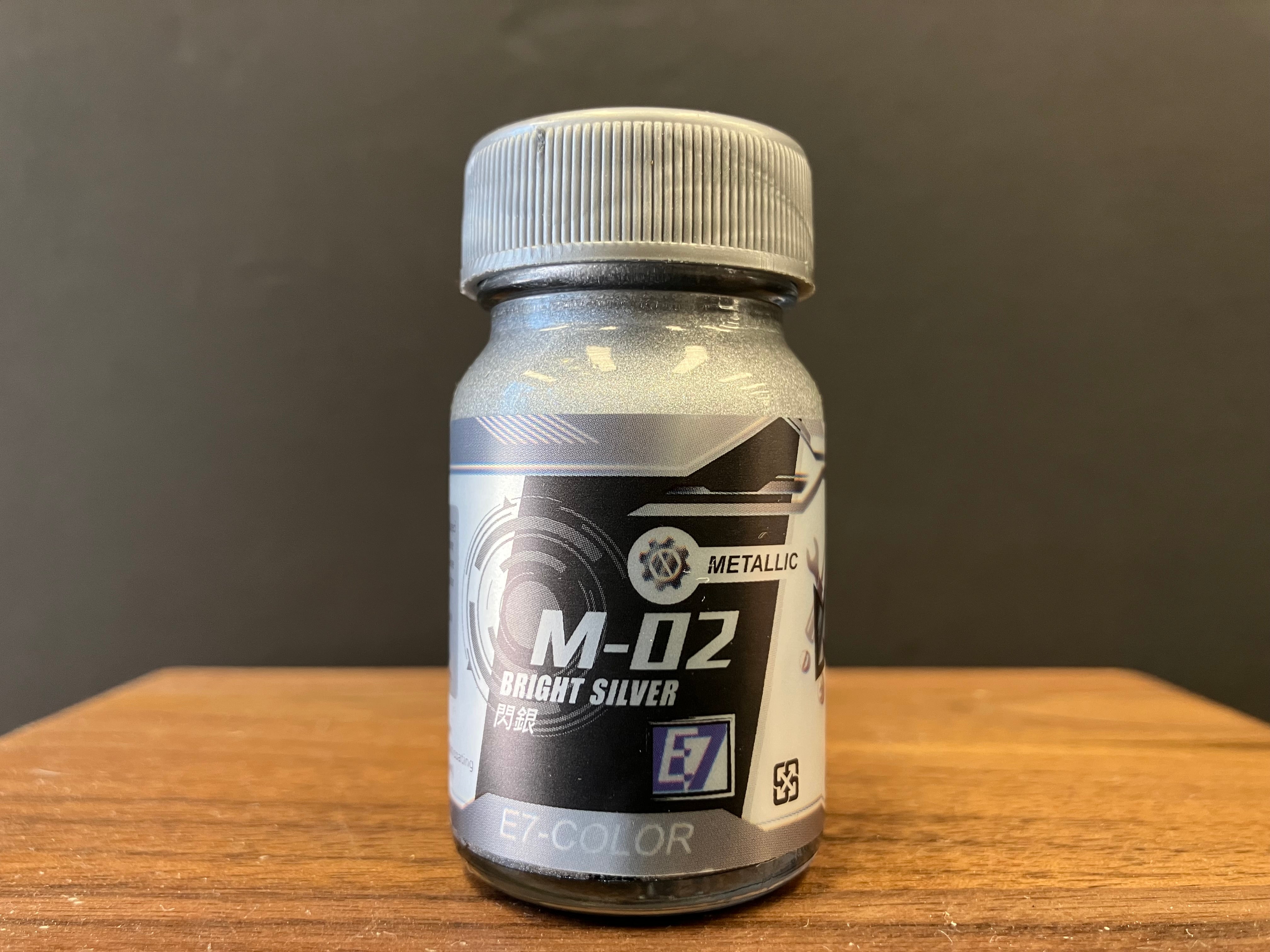 Metallic Color: Bright Silver 閃銀色 M-02 (20 ml)