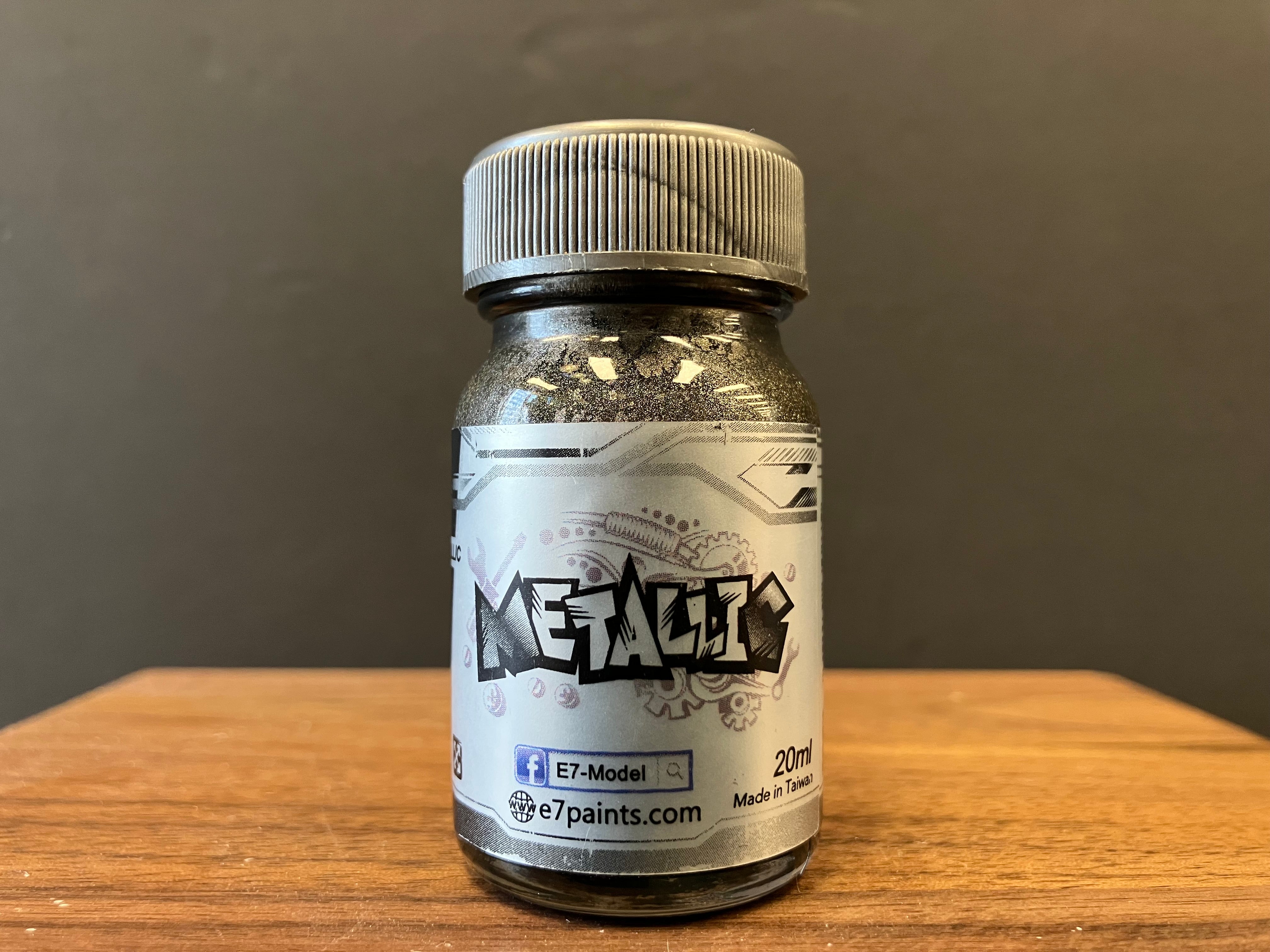 Metallic Color: Gun Metal [Warm] 暖鐵黑色 M-08 (20 ml)