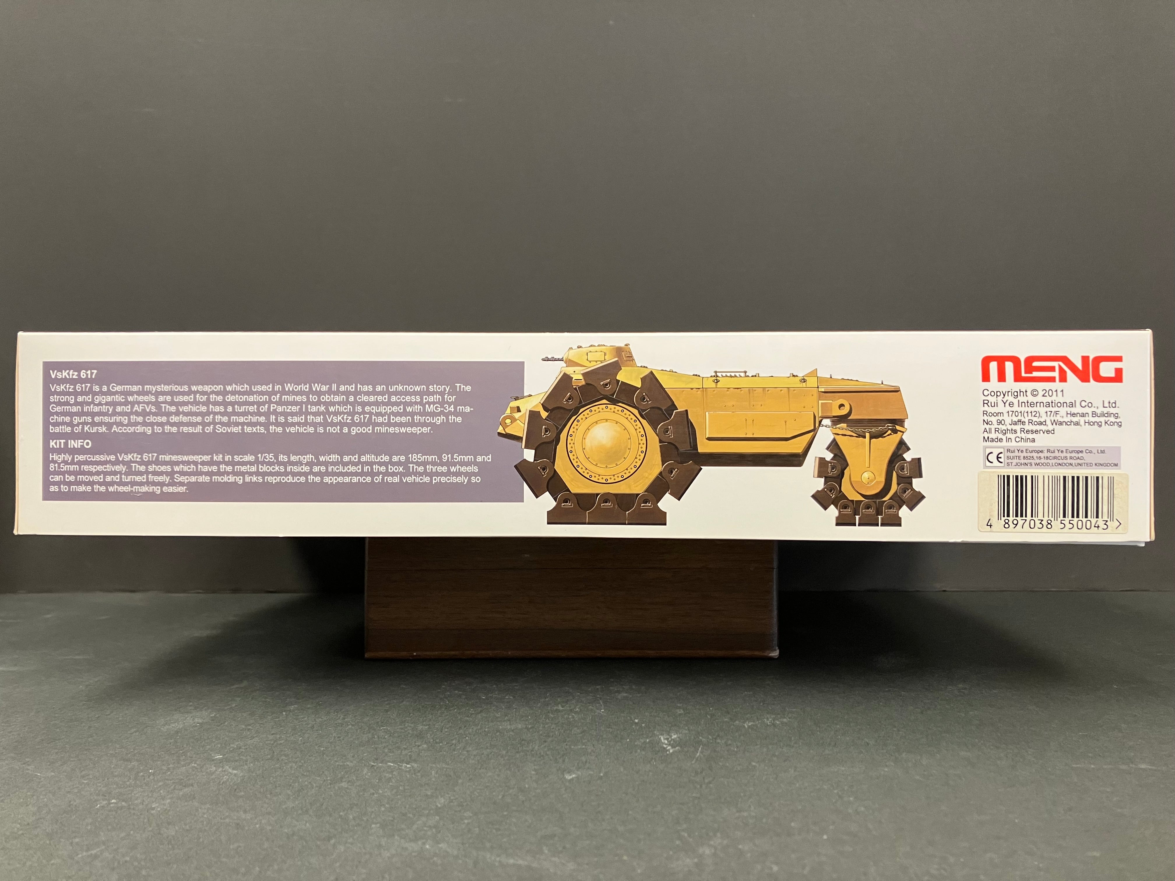 Stegosaurus Series (AFV) No. SS-001 1/35 Scale German VsKfz 617 Minenraumer [VsKfz.617 Minenräumer]